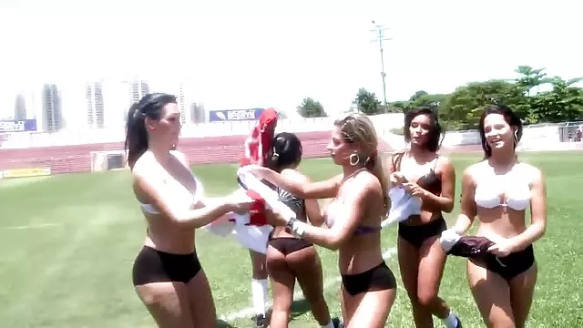 Niger con tre bianco amico di sua figlia, slut, hard anale. Puttana ha video porno da vedere gratis tutte le crepe riempito culo slut kendra lussuria, come vogliono di più