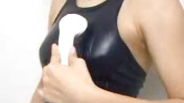 Lussuriosi ragazzo Si film hard con cavalli masturba un cazzo su una procace veronica Avluv e sua sorella