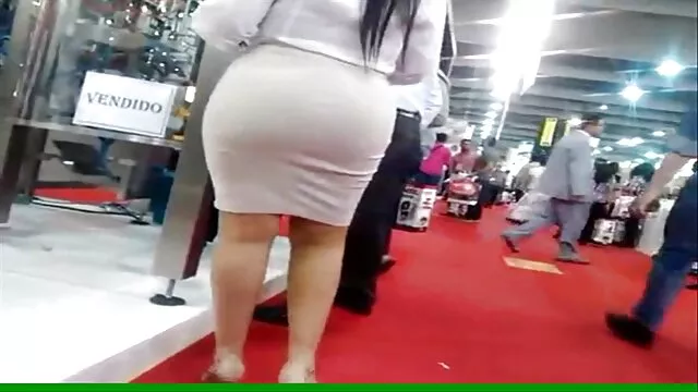 Maturo procace video erotici italiani amatoriali biondo scopa in il garage con un sexy auto mechanic