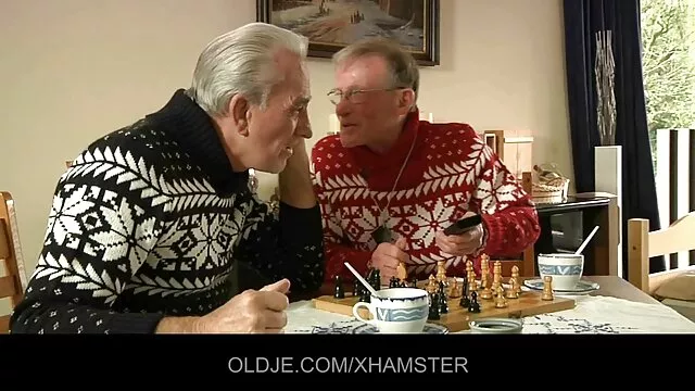 Pompino in film hard da scaricare un preservativo da due zappe