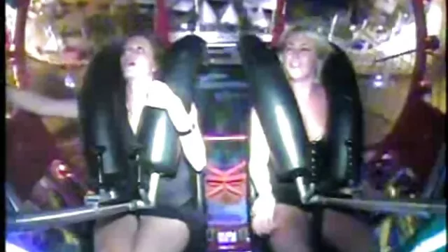 Due giovani bisessuali ama il sesso anale film erotici completi italiani e succhia il cazzo