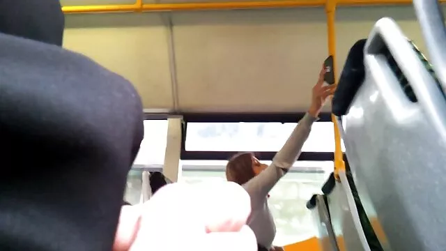 Ciclisti la portò al garage e leccare la video cento per cento gratis figa