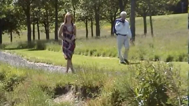 Un cane che è venuto al casting e non si aspettava di farsi scopare duro così video porno da vedere