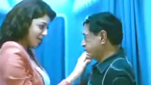 Il ragazzo era accendere la fotocamera e le riprese come lei la sua ragazza sexy succhiare grande di lui in un modo dolce, poi la mise sul cancro e video erotici vintage scopata forte