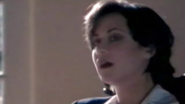 Figlia accattonaggio soldi dal suo filmati amatoriali erotici padre adottivo e per lui bel corpo