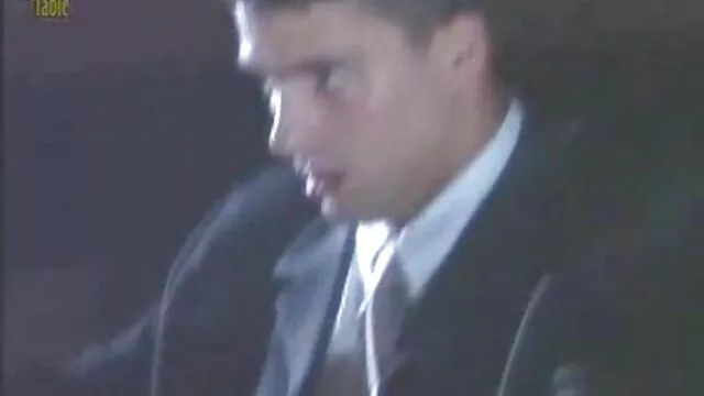 Russo cagna video erotico sensuale lavoro fuori il culo