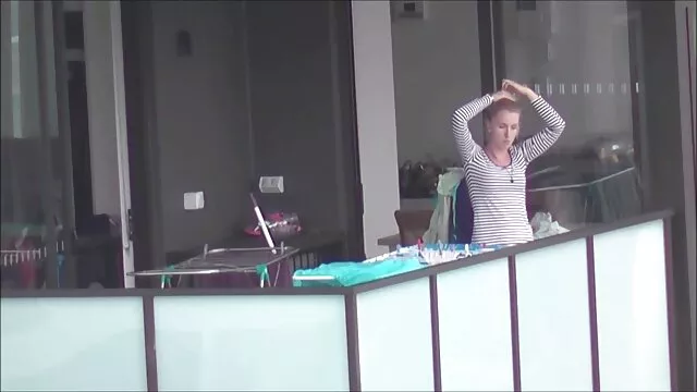 Sexy bionda con grandi tette si masturba in cucina vidio potno gratis