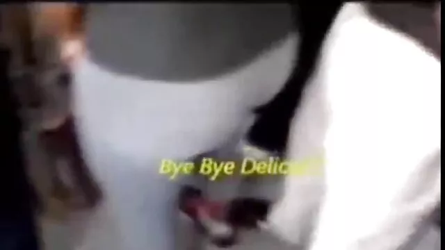 Bionda Judy prende cazzo enorme nella sua bocca sexy pirno italiani